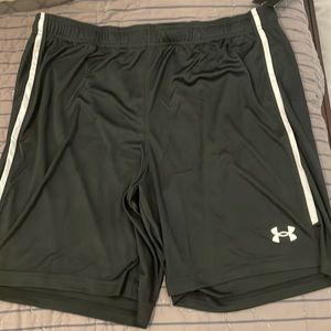 Under armor dri fit shorts